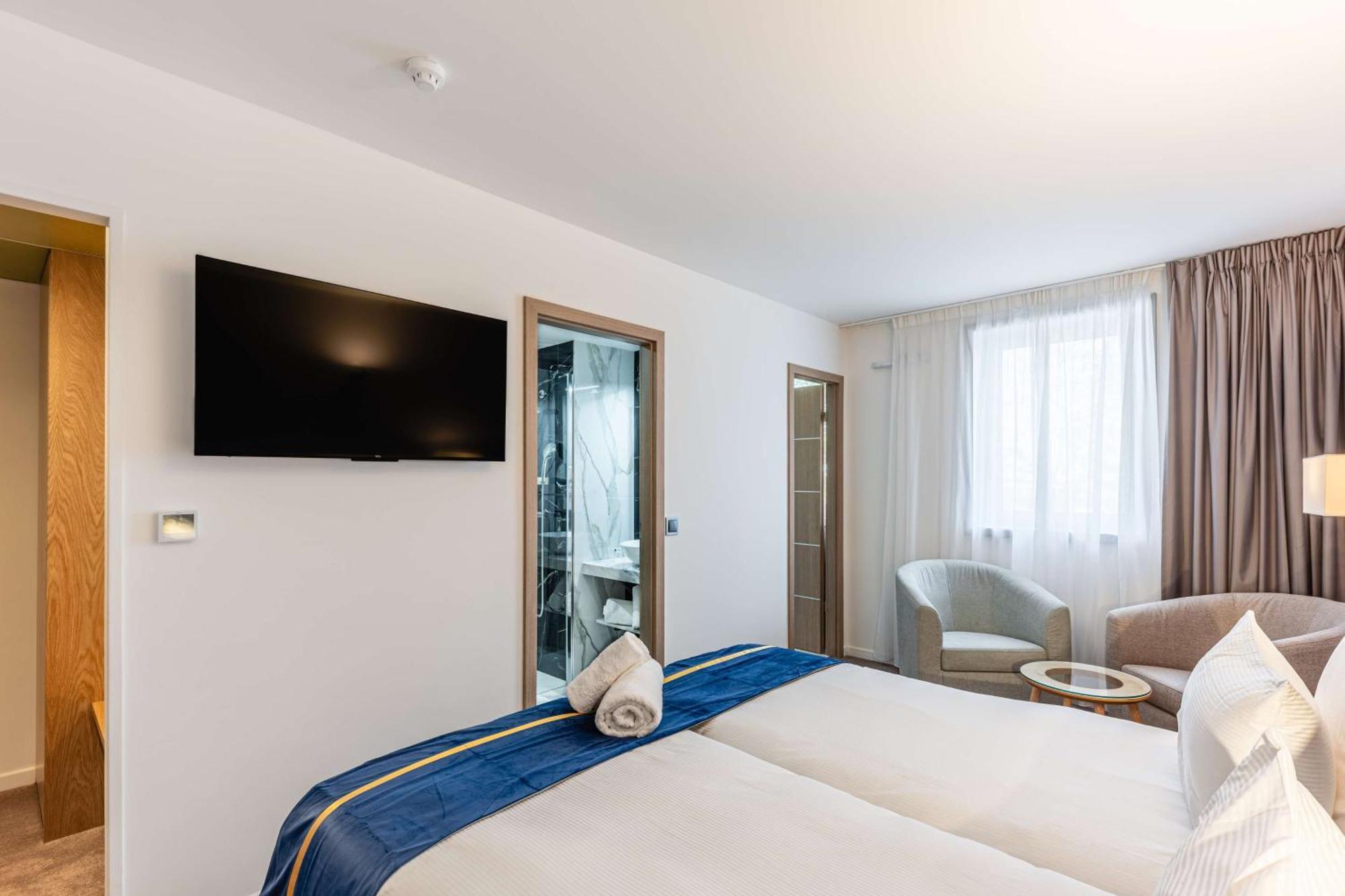 Brit Hotel Privilege Paris Rosny-Sous-Bois Ngoại thất bức ảnh