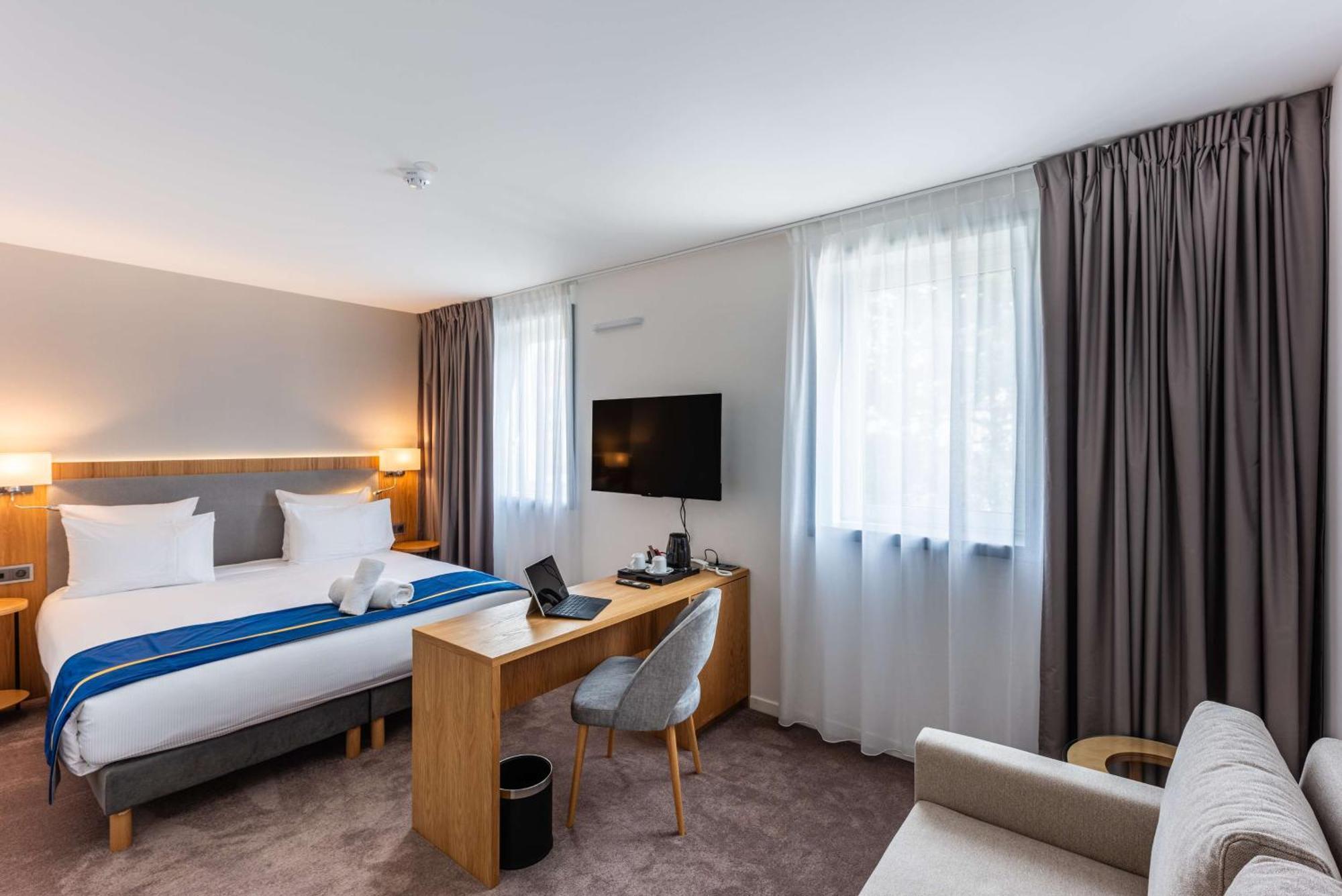Brit Hotel Privilege Paris Rosny-Sous-Bois Ngoại thất bức ảnh