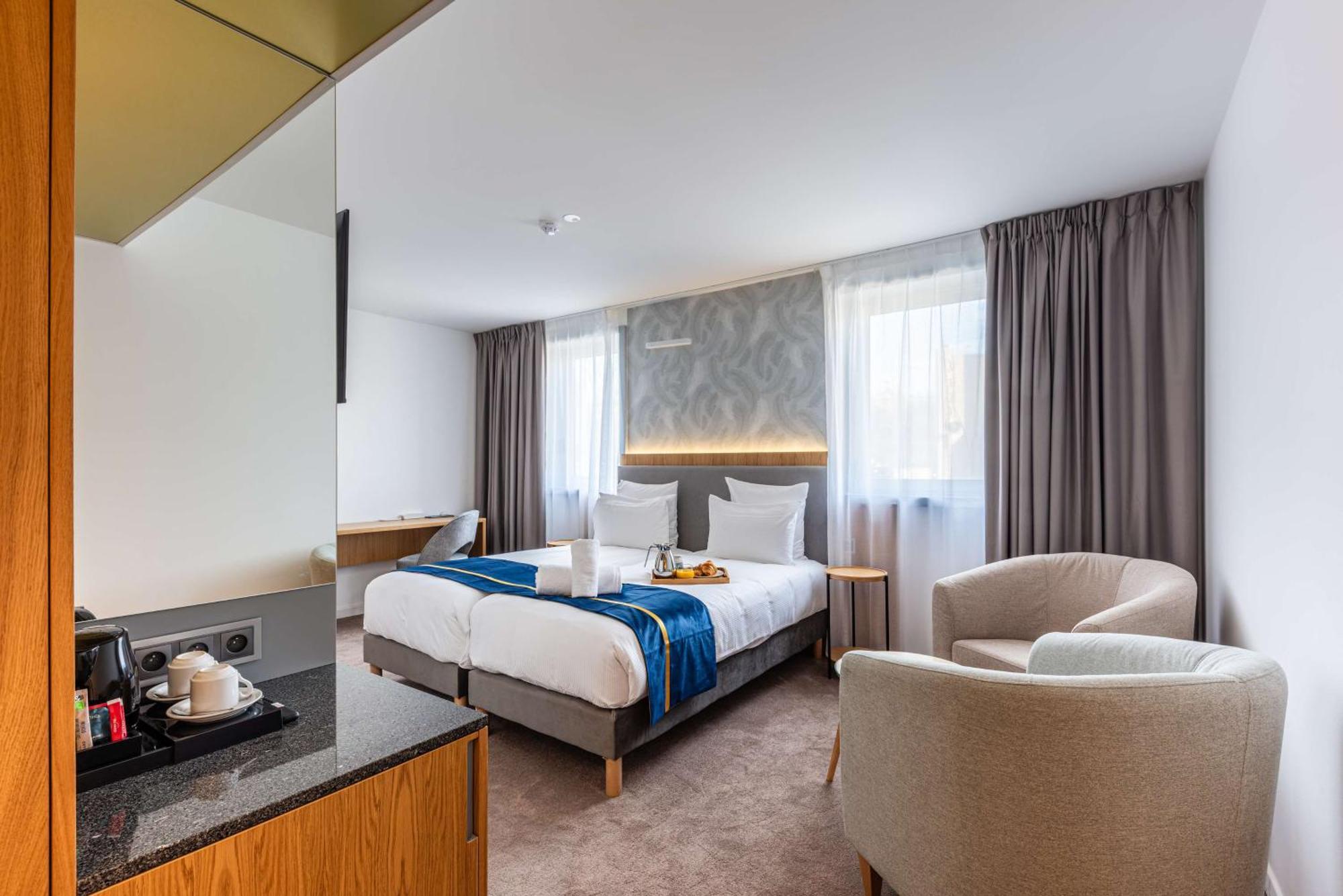Brit Hotel Privilege Paris Rosny-Sous-Bois Ngoại thất bức ảnh